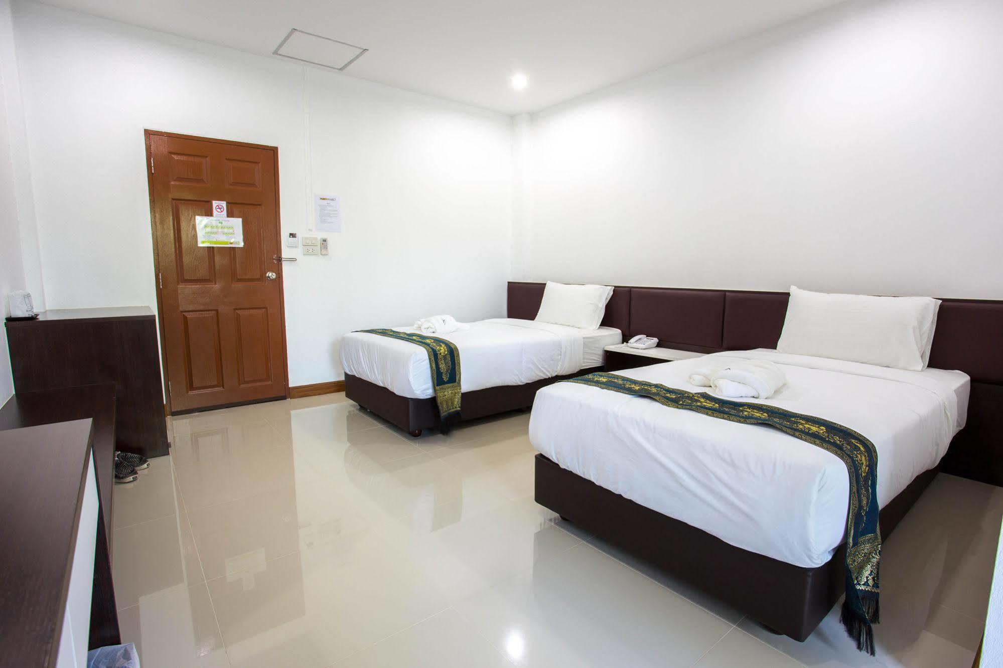 Np Hotel Buri Ram Exterior foto